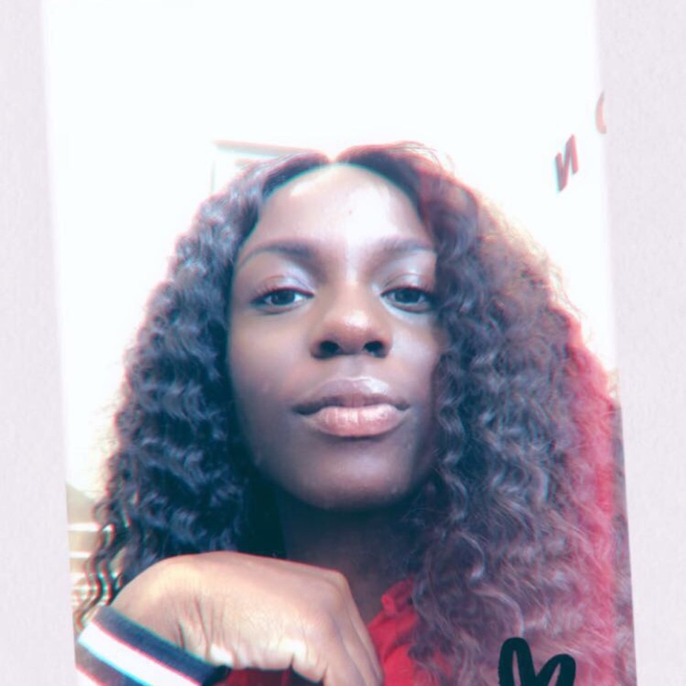 Meet your Posher, Azeezat